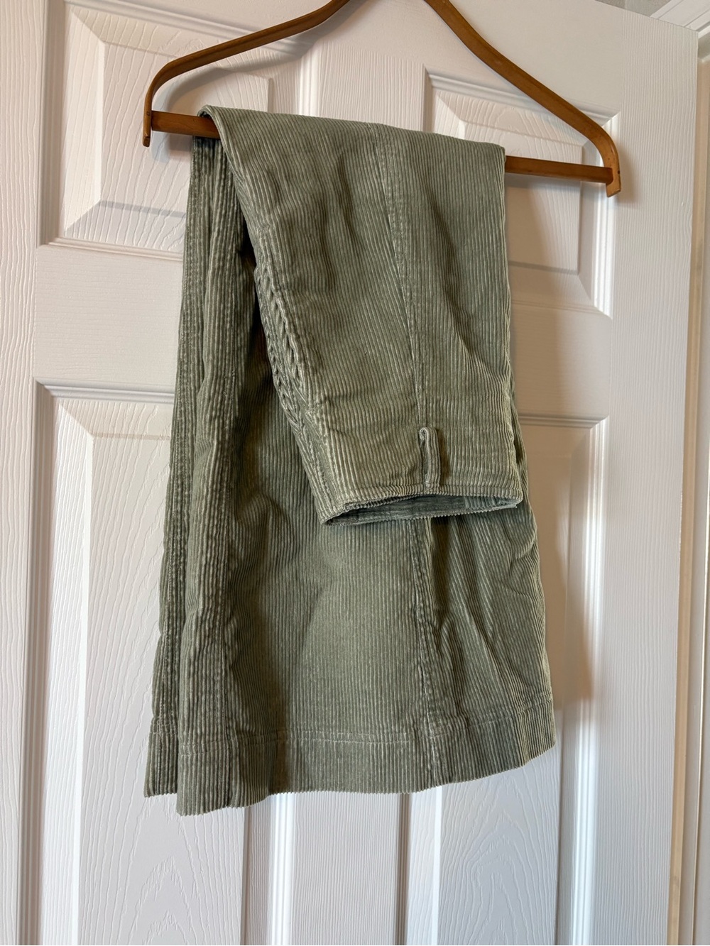 Corduroy Long Green Skirt Susan Bristol Casuals Size 10 - Picture 13 of 13